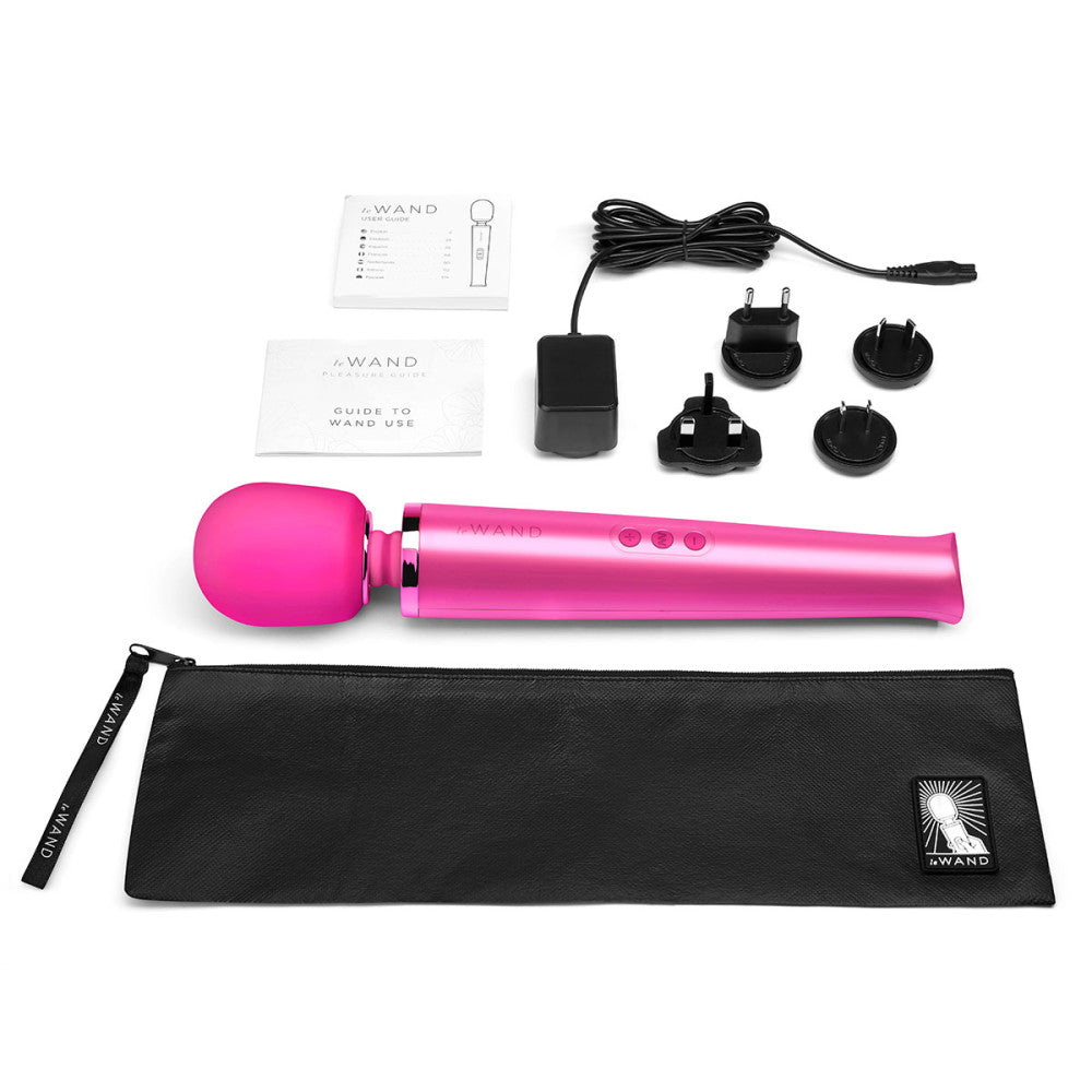 Le Wand Vibrating Wand Massager - Magenta