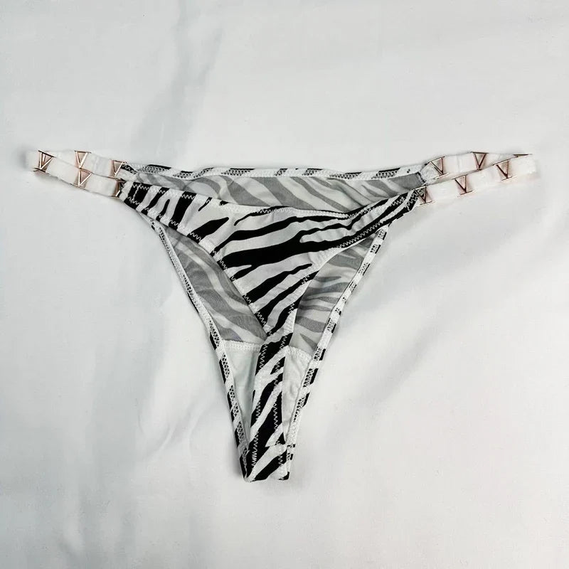 Low Rise Sexy Thong Women Underwear Briefs Seamless Panties Zebra Flower Luxury Metal Buckle G String Bikini Girls Female Panty