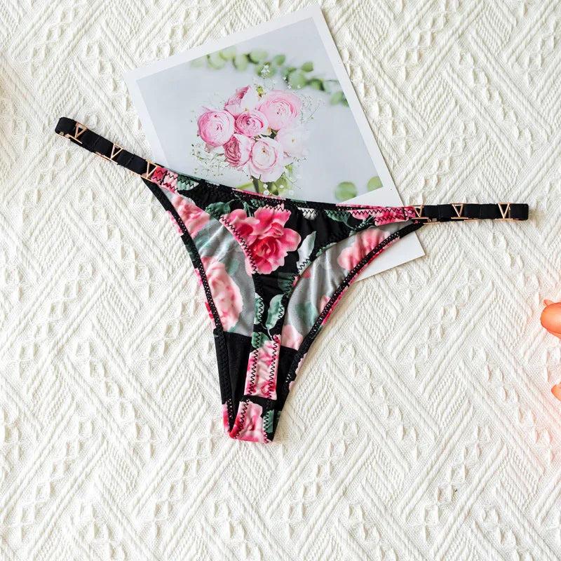 Zebra Flower Low Rise Sexy Thong Women Underwear Briefs Panties Luxury Metal Buckle G String Seamless Bikini Girls Female Panty