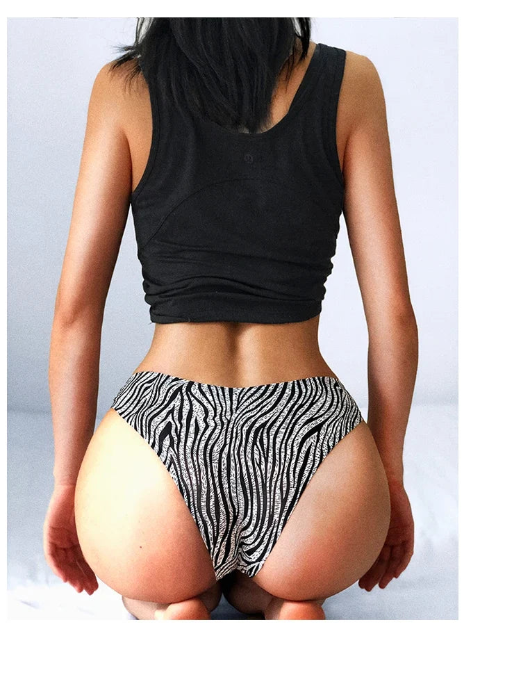 Ice Silk Seamless Snake Leopard Women Panties Sexy G String Thong Underwear T Back Girls Briefs Fitness Lingerie Plus Size M-XXL