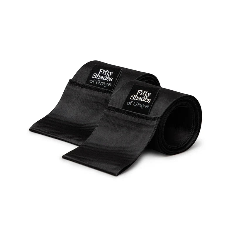 Fifty Shades of Grey x We-Vibe Moving As One Couple's Kit
