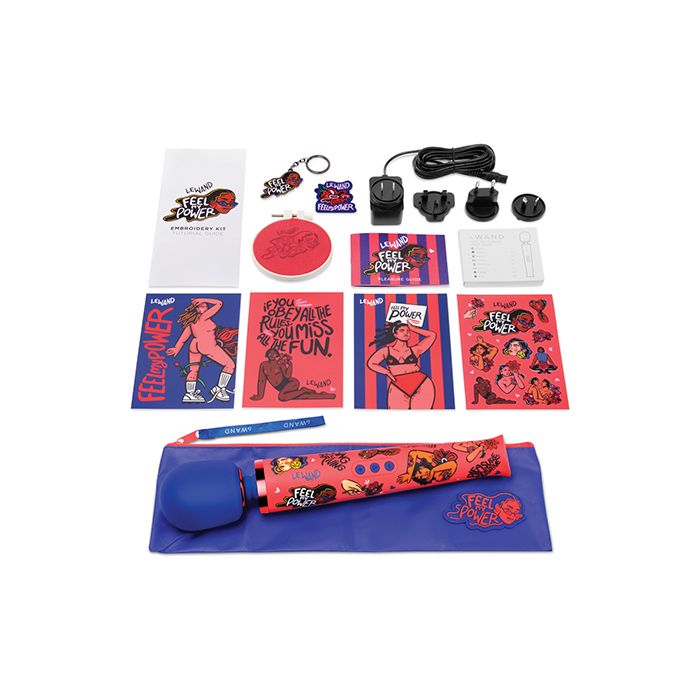 Le Wand Feel My Power x Kelly Malka Vibrating Massager