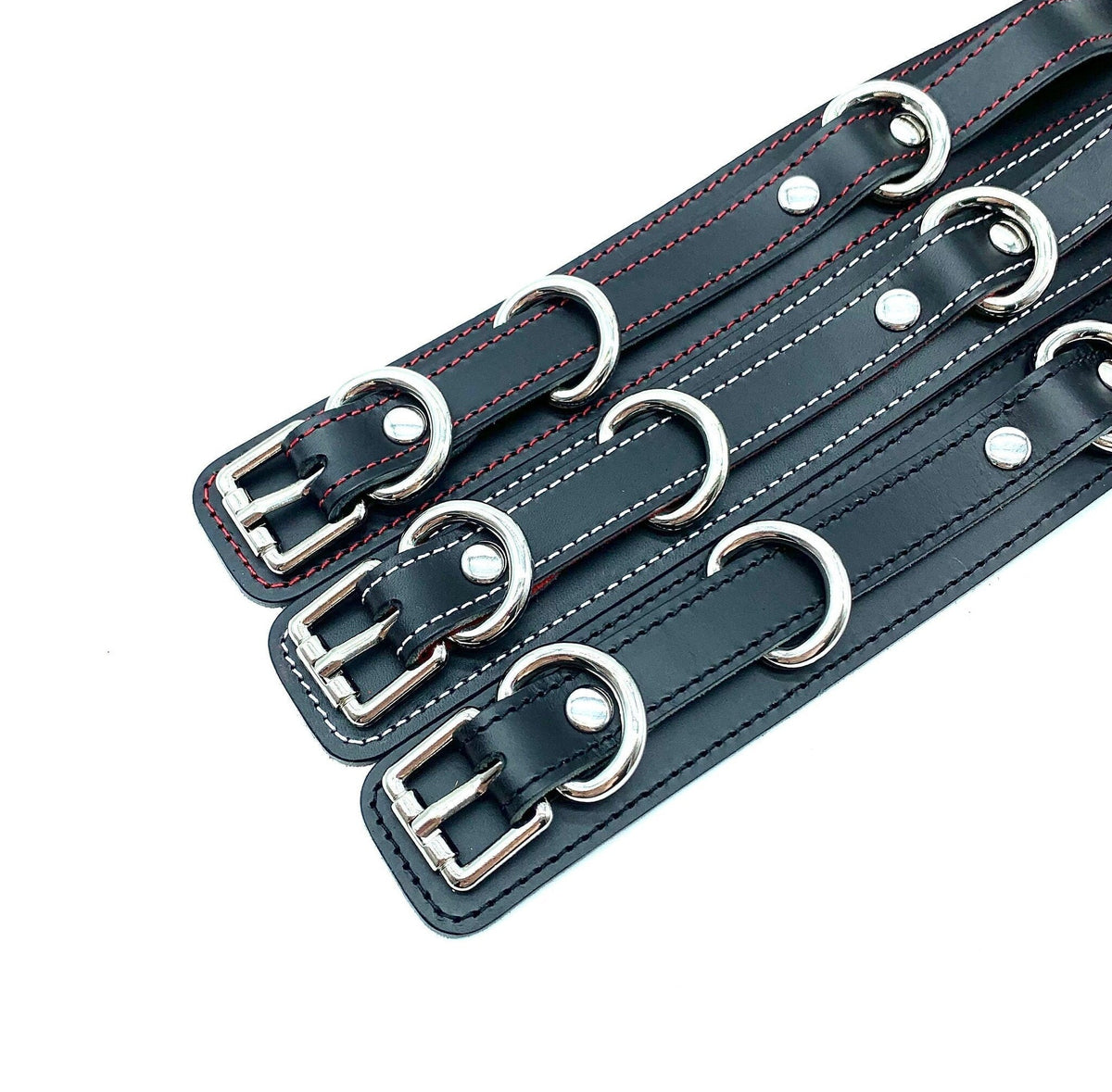 SCARLET Italian Leather Blindfold