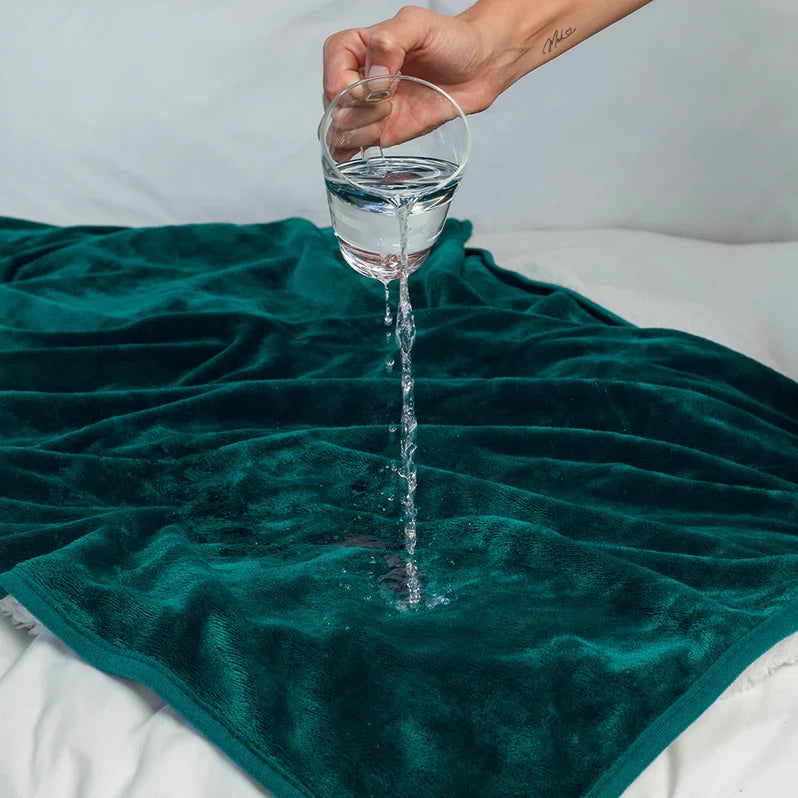 Splash Blanket The OG Luxury Waterproof Blanket Emerald Green